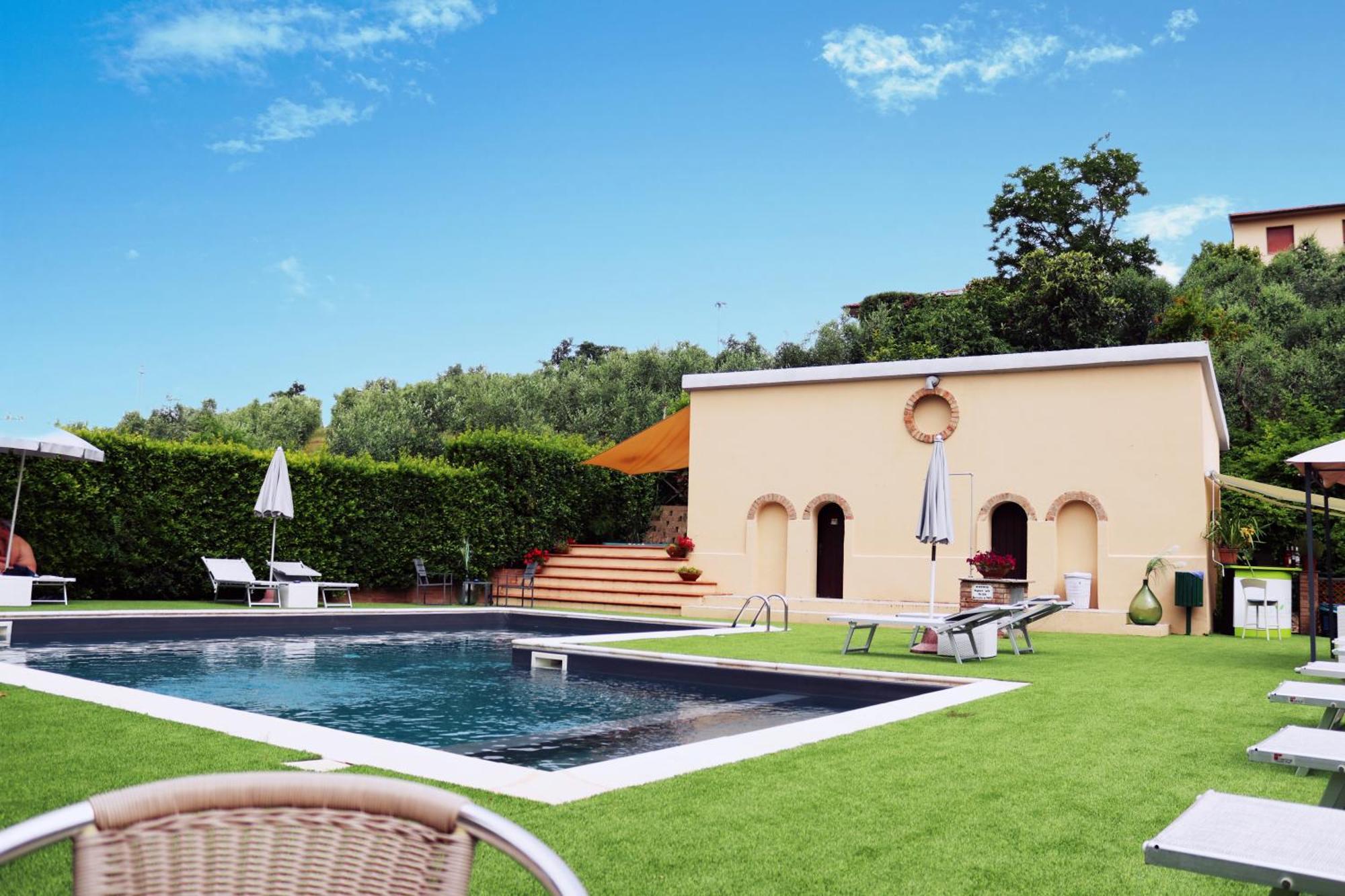 Hotel Le Renaie San Gimignano Kültér fotó