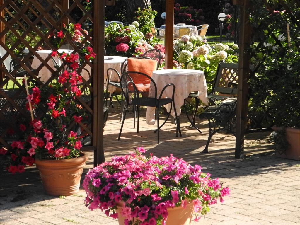 Hotel Le Renaie San Gimignano Kültér fotó